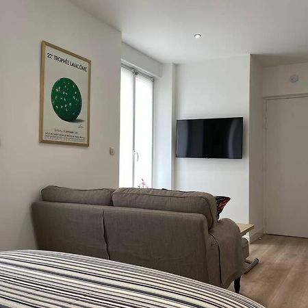 Studio 25M2 Avec Parking Prive - Lycee Roosevelt - Arena - Gare 兰斯 外观 照片